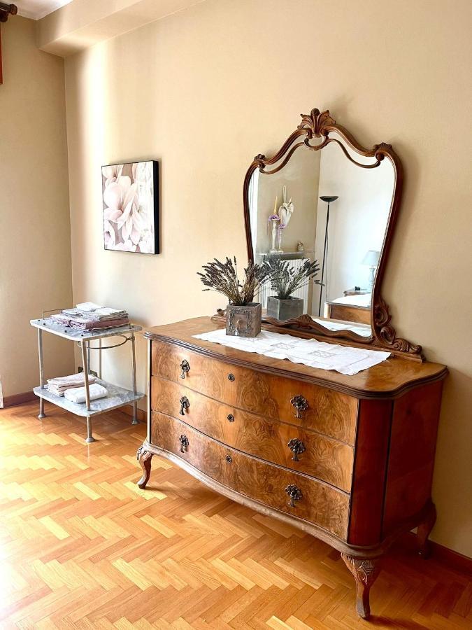 Casa Vacanze Donatella Carenno Ngoại thất bức ảnh