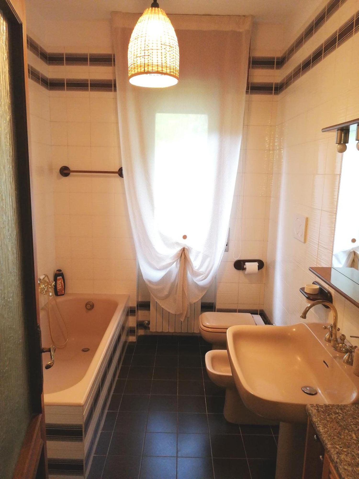 Casa Vacanze Donatella Carenno Ngoại thất bức ảnh