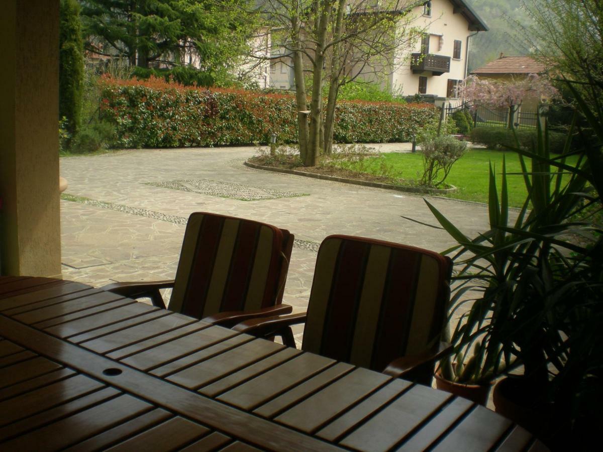 Casa Vacanze Donatella Carenno Ngoại thất bức ảnh